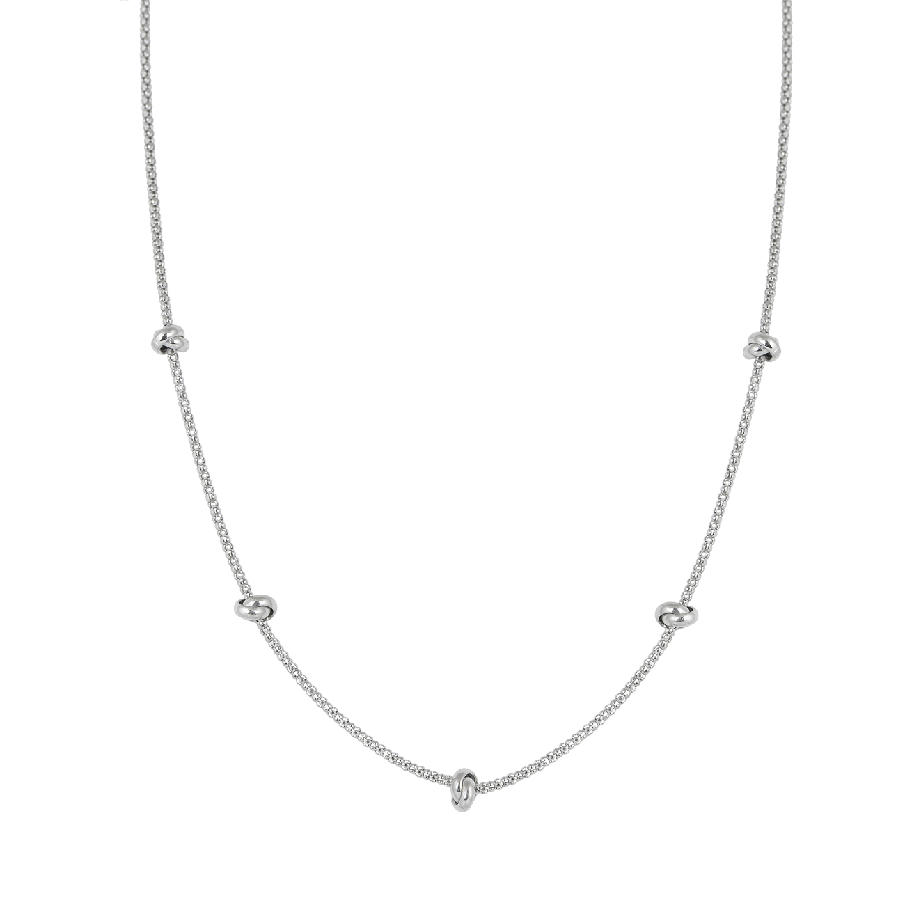 Silver chain necklace with small knots at intervals. Ideal to be worn at all times. Chain length 40 to 45 cm.